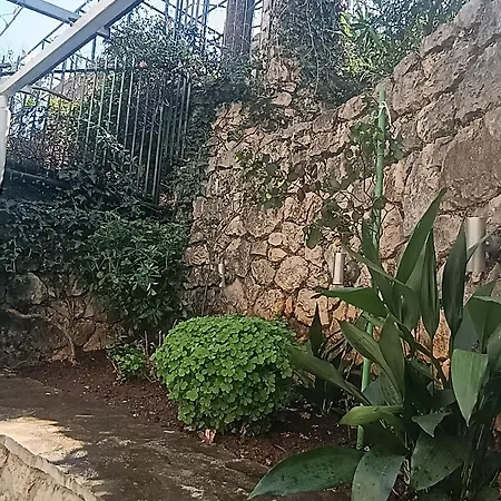 River & Garden 公寓